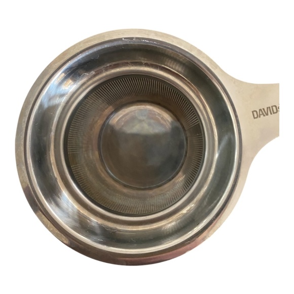 DAVIDsTEA, Nordic Mug, pelican, colour changing ceramic mug with strainer & lid - Picture 14 of 15